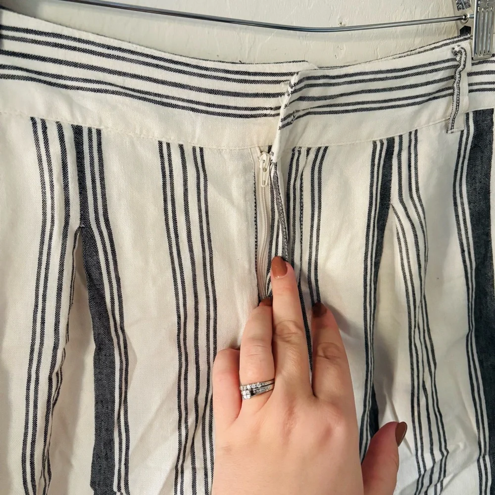 Torrid Striped Black and White‎ Women's Shorts